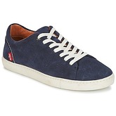 Levis  VERNON  men's Shoes (Trainers) in Blue