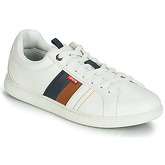 Levis  TULARE  men's Shoes (Trainers) in White
