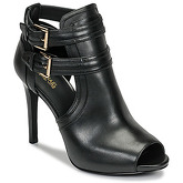 MICHAEL Michael Kors  BLAZE  women's Sandals in Black