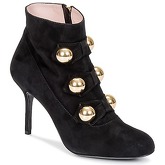 Moschino Cheap   CHIC  BOW  women's Low Ankle Boots in Black