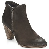 n.d.c.  SNYDER  women's Low Ankle Boots in Brown