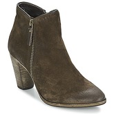 n.d.c.  SNYDER  women's Low Boots in Brown