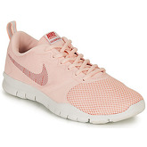 Nike  FLEX ESSENTIAL TRAINING  W  women's Trainers in Pink