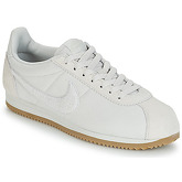 Nike  CLASSIC CORTEZ SE  men's Shoes (Trainers) in Beige