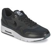 Nike  AIR MAX 1 ULTRA ESSENTIAL W  women's Shoes (Trainers) in Black