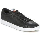 Nike  BLAZER LOW LEATHER W  women's Shoes (Trainers) in Black