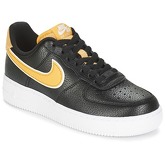 Nike  AIR FORCE 1 '07 SE W  women's Shoes (Trainers) in Black