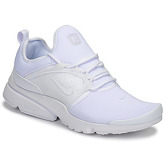 Nike  PRESTO FLY WORLD  men's Shoes (Trainers) in White