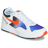 Nike  AIR SKYLON II  men's Shoes (Trainers) in White