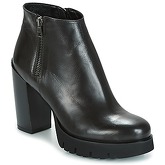 Now  TUTTO  women's Low Boots in Black
