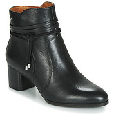 Pikolinos  CALAFAT W1Z  women's Low Ankle Boots in Black