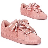Puma  Basket Heart Satin  women's Shoes (Trainers) in Pink