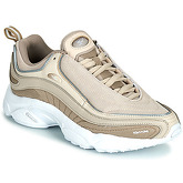 Reebok Classic  DAYTONA DMX MU  women's Shoes (Trainers) in Beige