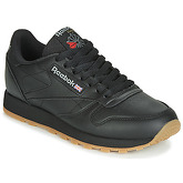 Reebok Classic  CL LTHR  women's Shoes (Trainers) in Black