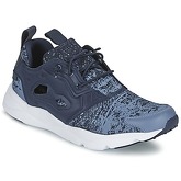 Reebok Classic  FURYLITE JF  men's Shoes (Trainers) in Blue