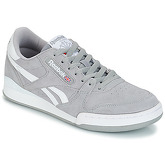 Reebok Classic  PHASE 1 PRO MU  men's Shoes (Trainers) in Grey