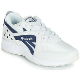 Reebok Classic  PYRO  women's Shoes (Trainers) in White