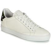 Roberto Cavalli  6609  men's Shoes (Trainers) in White