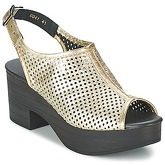 Shoe Biz  BOILA  women's Sandals in Gold