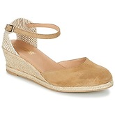 So Size  MERTA  women's Sandals in Beige