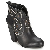 Steve Madden  SIOUTI  women's Low Ankle Boots in Black