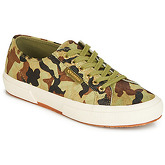 Superga  2750 LEAHORSE  women's Shoes (Trainers) in Green
