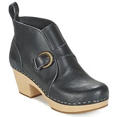 Swedish hasbeens  PETRA  women's Low Ankle Boots in Black