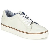 Ted Baker  ROUU  men's Shoes (Trainers) in White