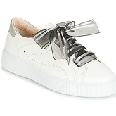 Tosca Blu  CAMILLE  women's Shoes (Trainers) in White