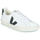 Veja  ESPLAR LOW LOGO  women's Shoes (Trainers) in White