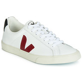 Veja  ESPLAR LOGO LEATHER  women's Shoes (Trainers) in White
