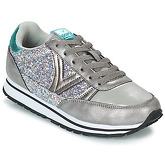 Victoria  COMETA GLITTER  women's Shoes (Trainers) in Silver